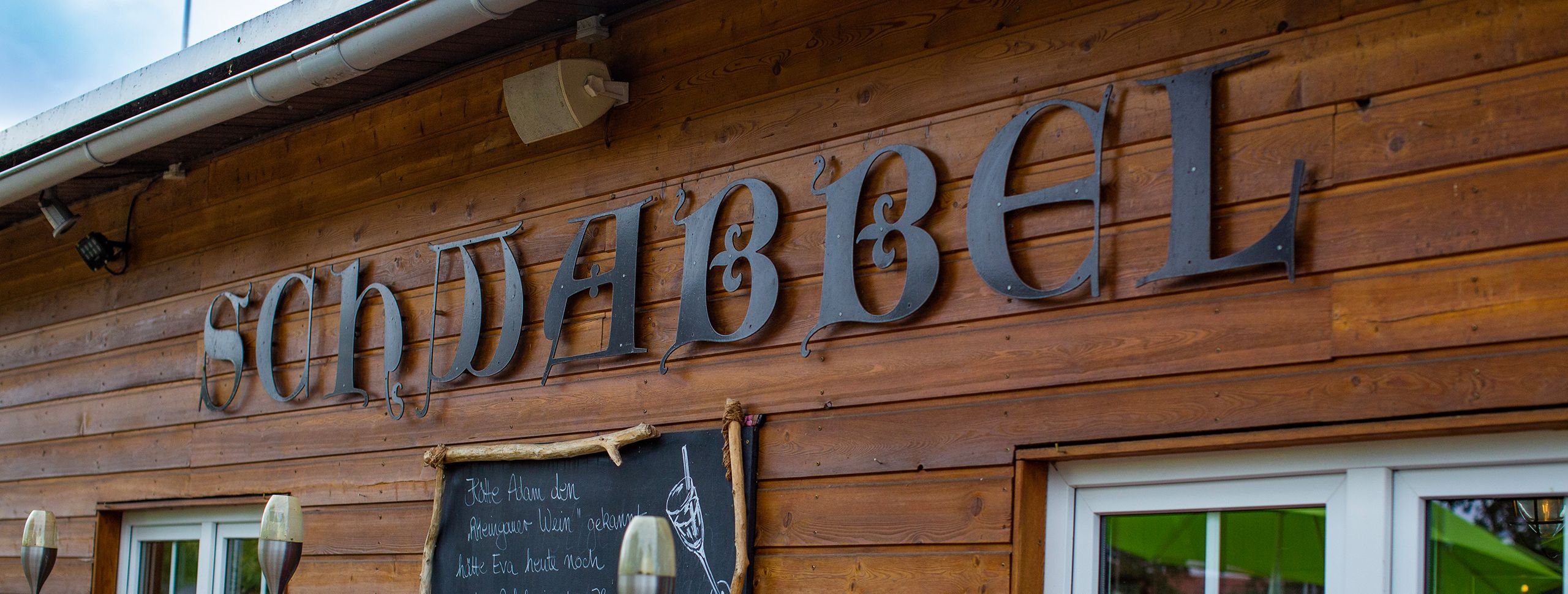 Unser Hausboot können Sie mit Full Service anmieten.